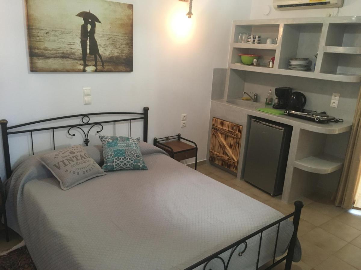 Pension Irene 1 Naxos City Екстер'єр фото